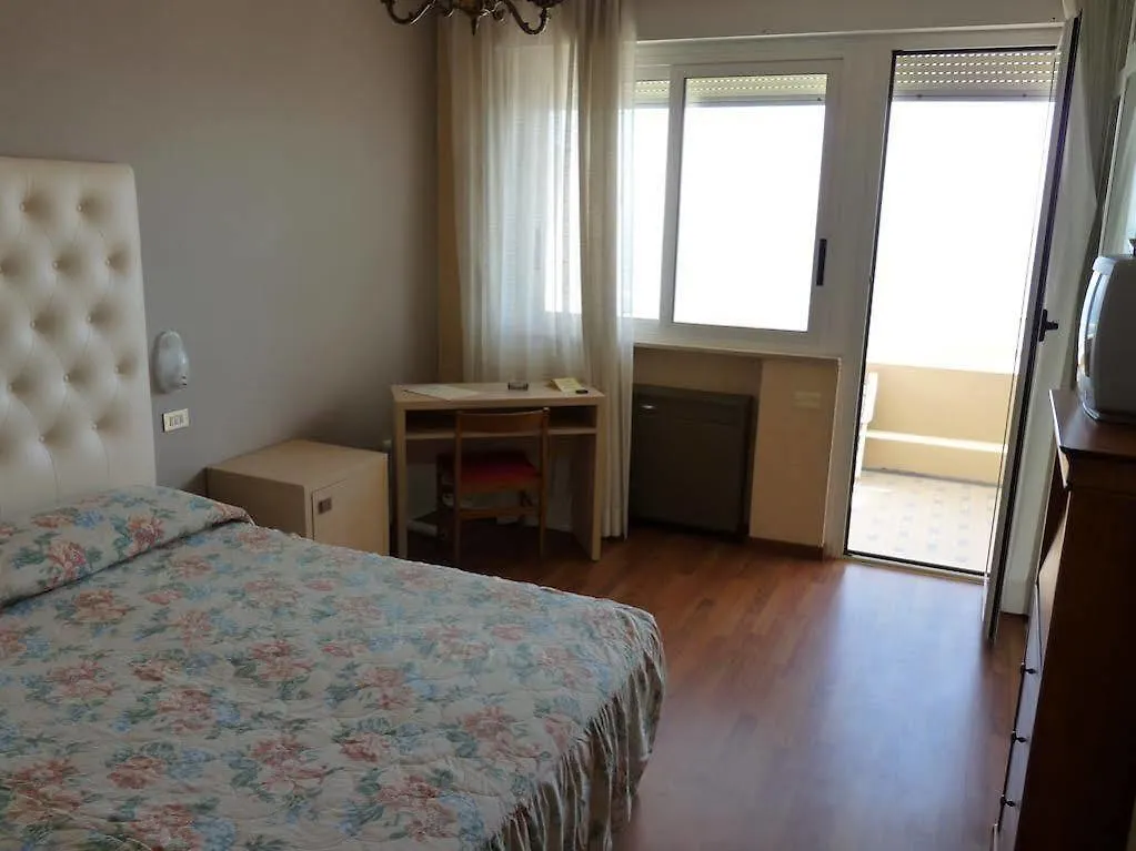 Hotel Benini Μιλάνο Μαριτίμα